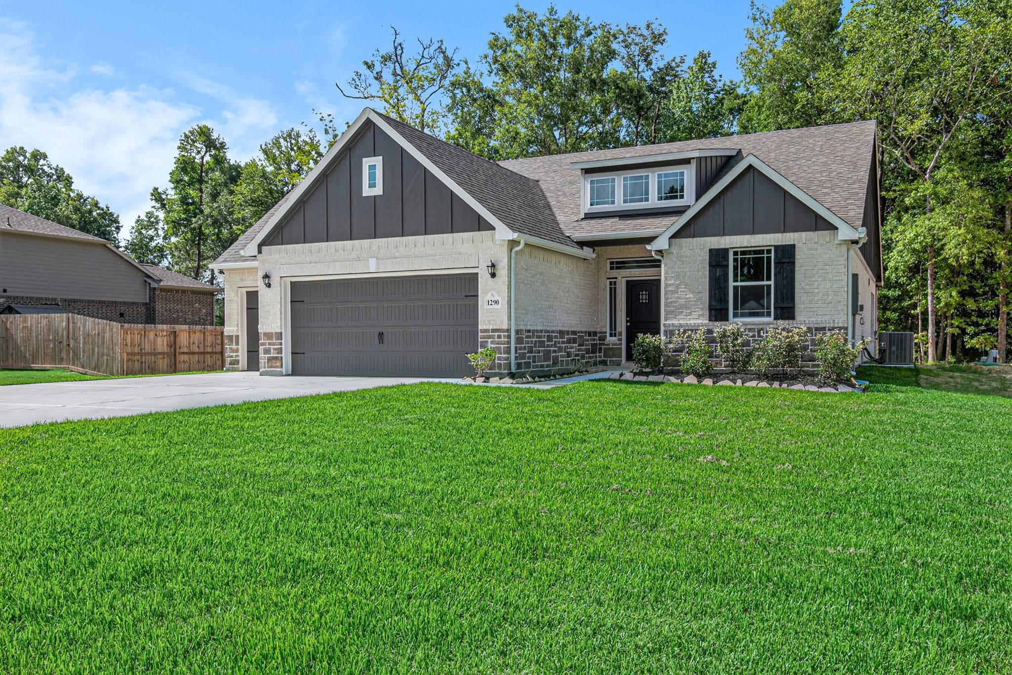 1290 Road 66112