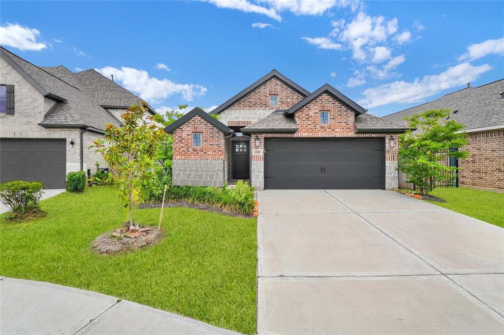 2530 Alder Wood Ln