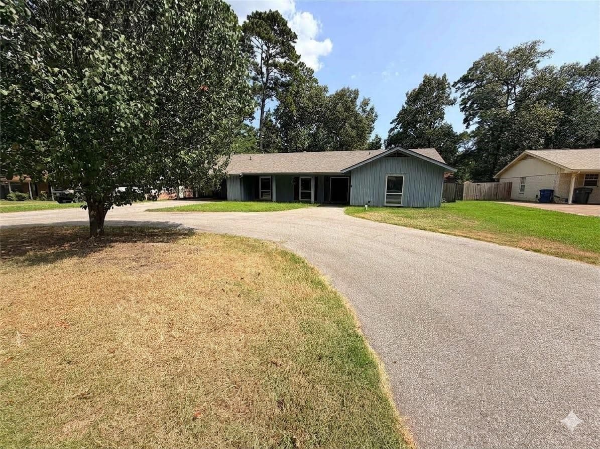1511 Wildbriar Dr