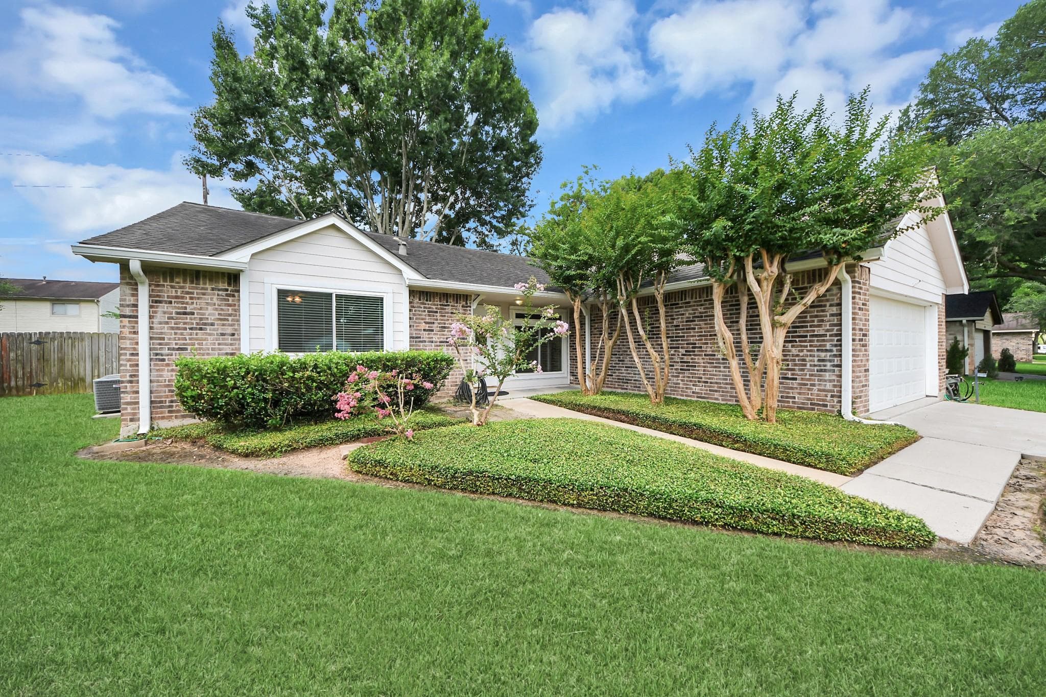 2422 Woven Wood Ln