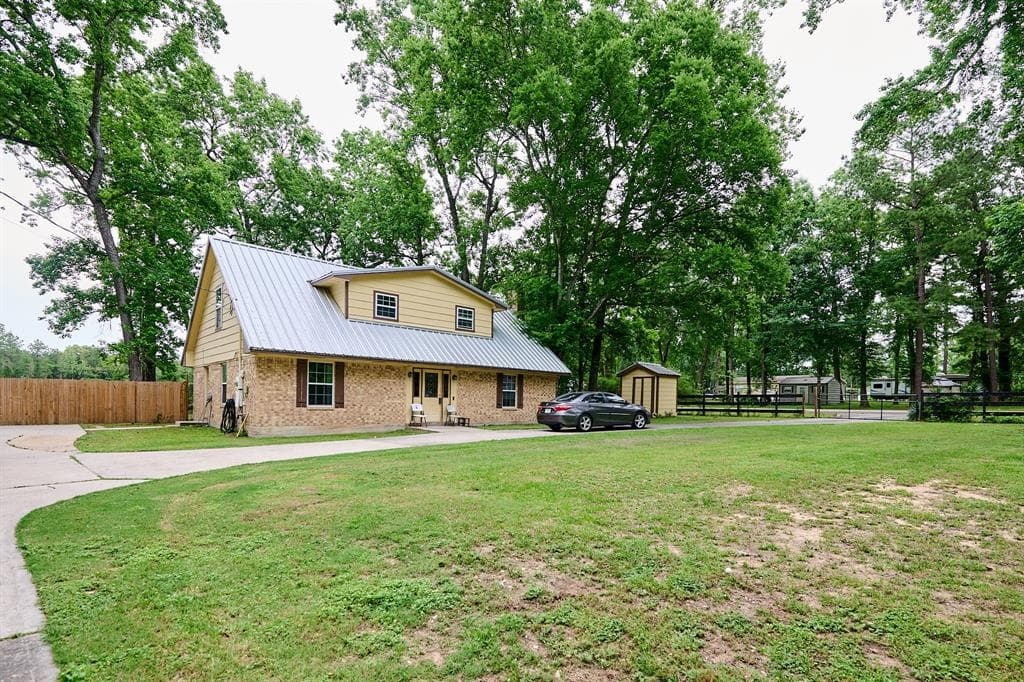 Main property image