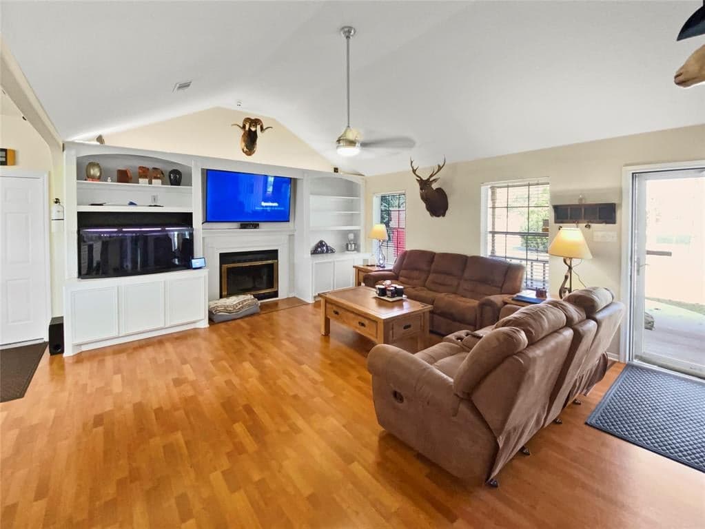 Gallery image 3