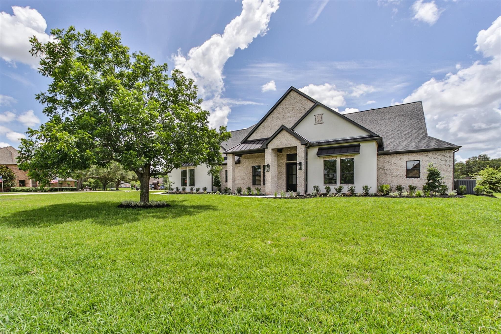 5326 Weston Dr