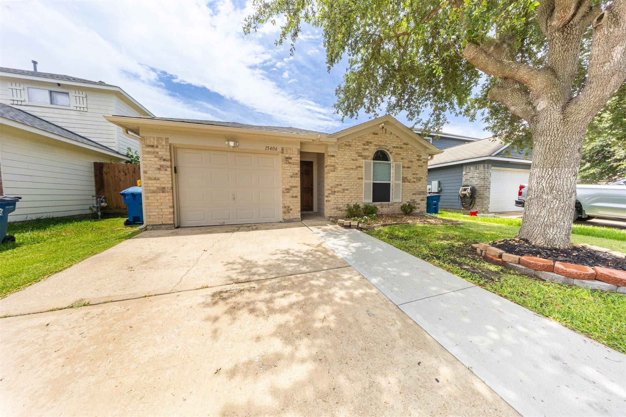 15406 Apple Bloom Way