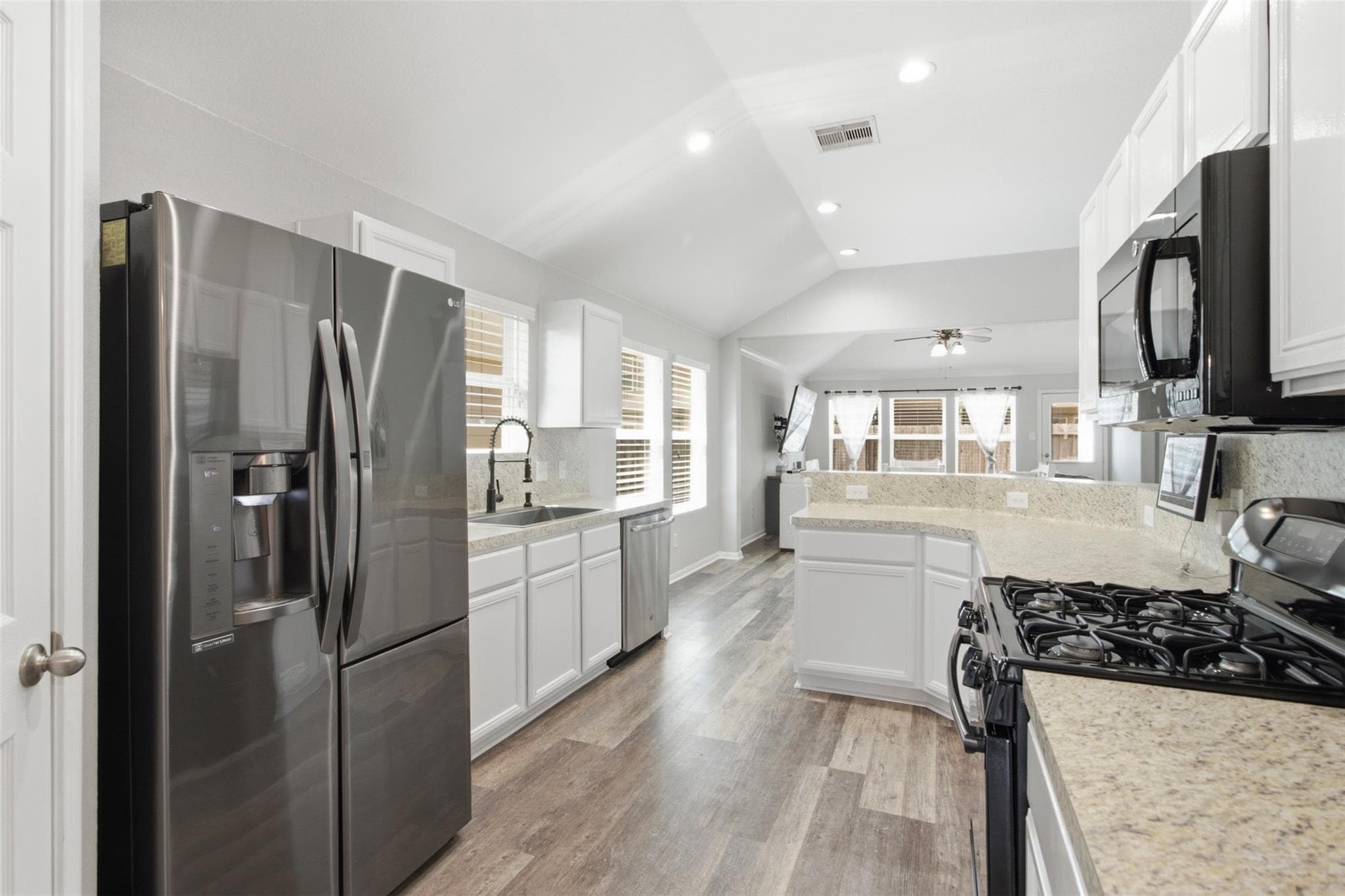 9951 Chimney Swift Ln