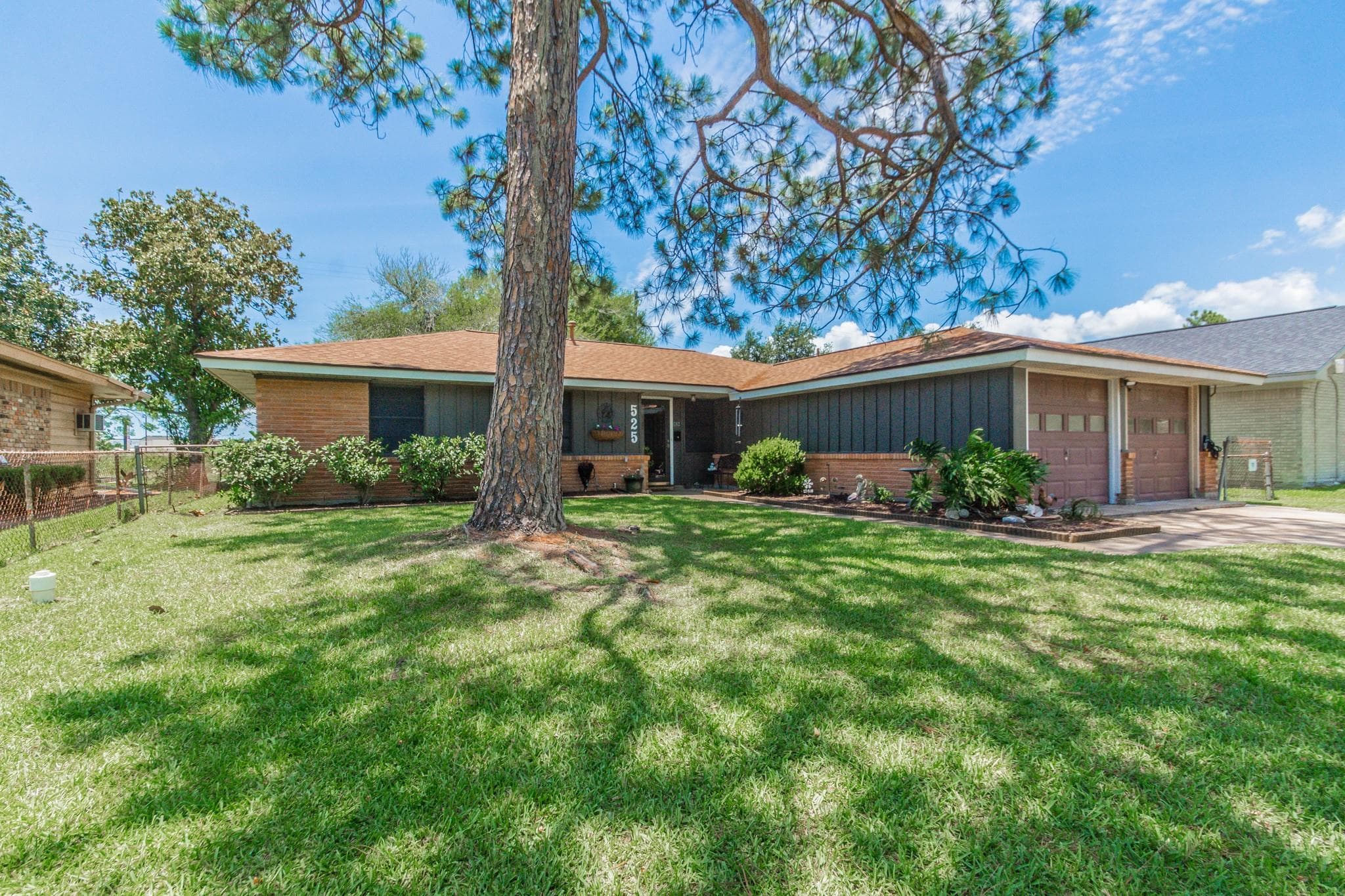 525 N Linden Dr