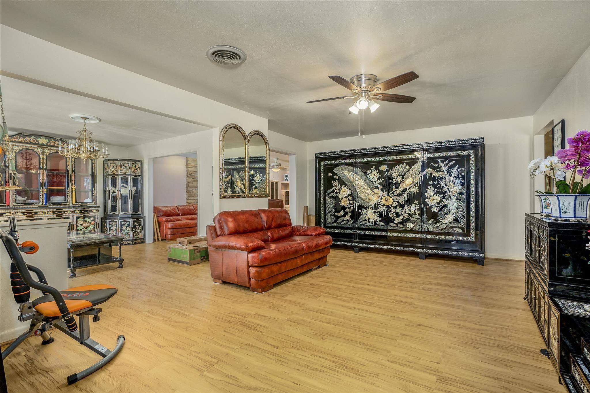 Gallery image 4