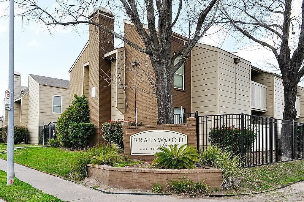 Main property image