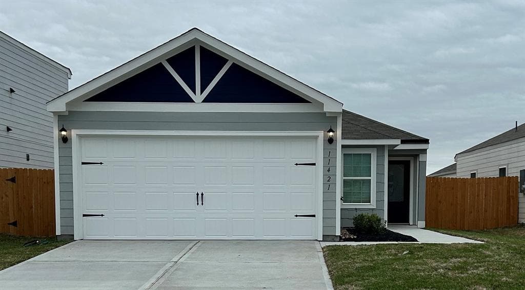 11421 Amber Plains Dr