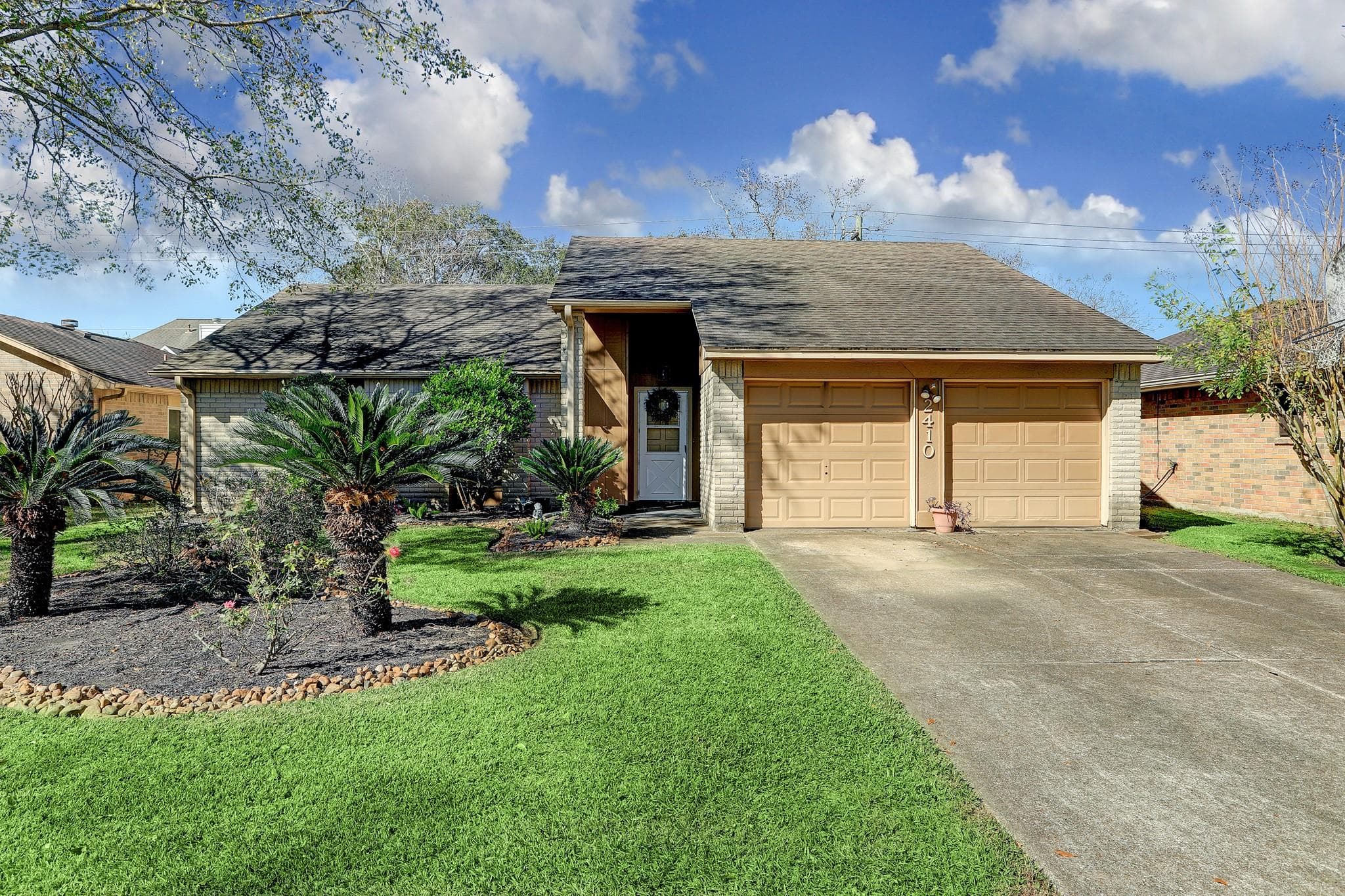 2410 Tall Ships Dr