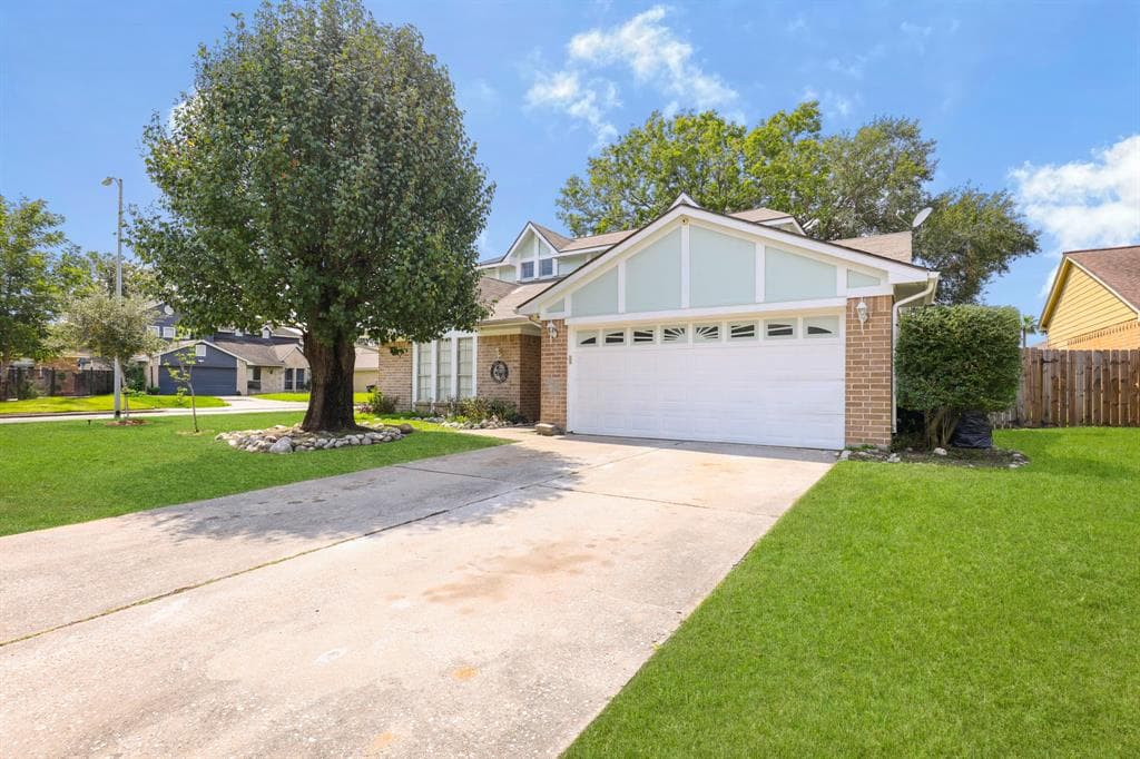 12103 Kleindale Ct