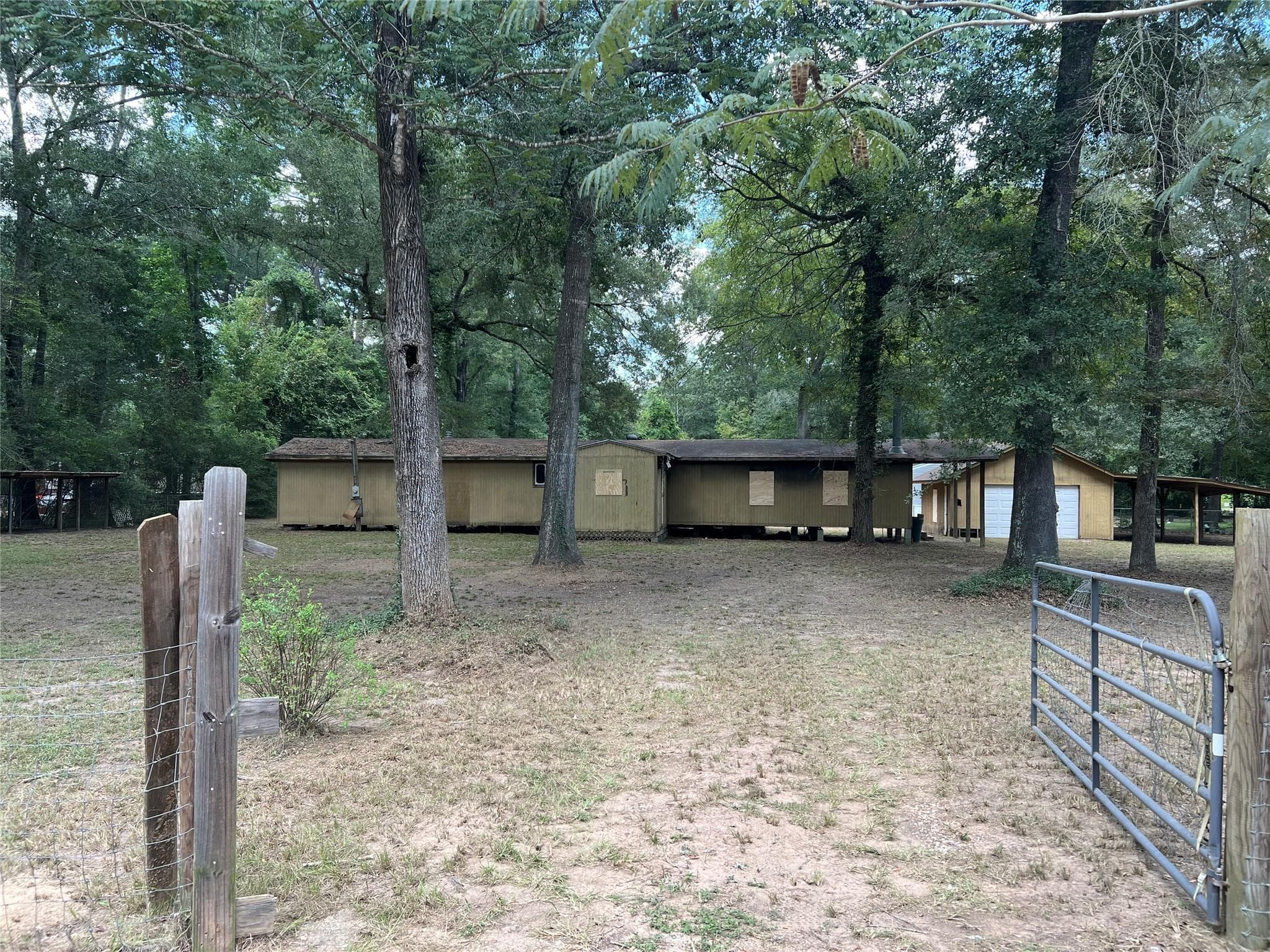 283 Lure Ln
