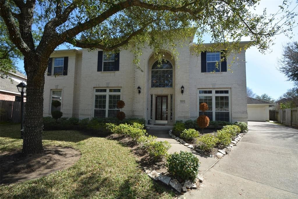 12207 Shady Downs Dr