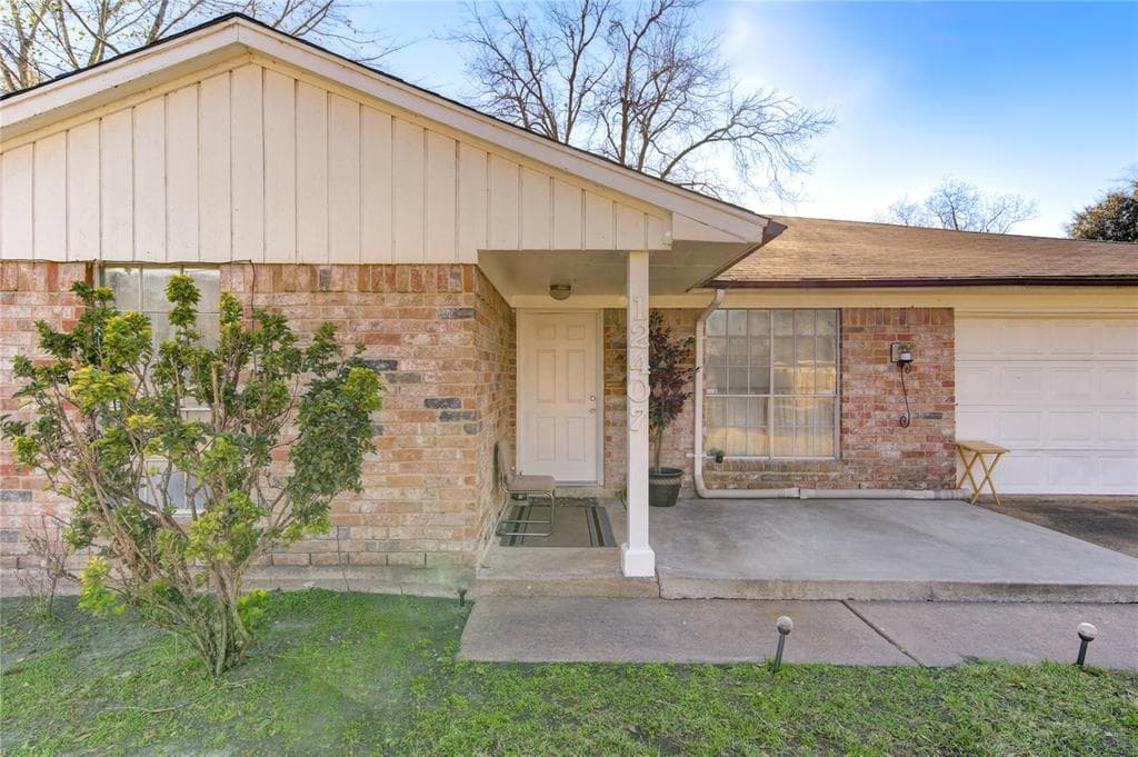 12407 Huntington Field Dr