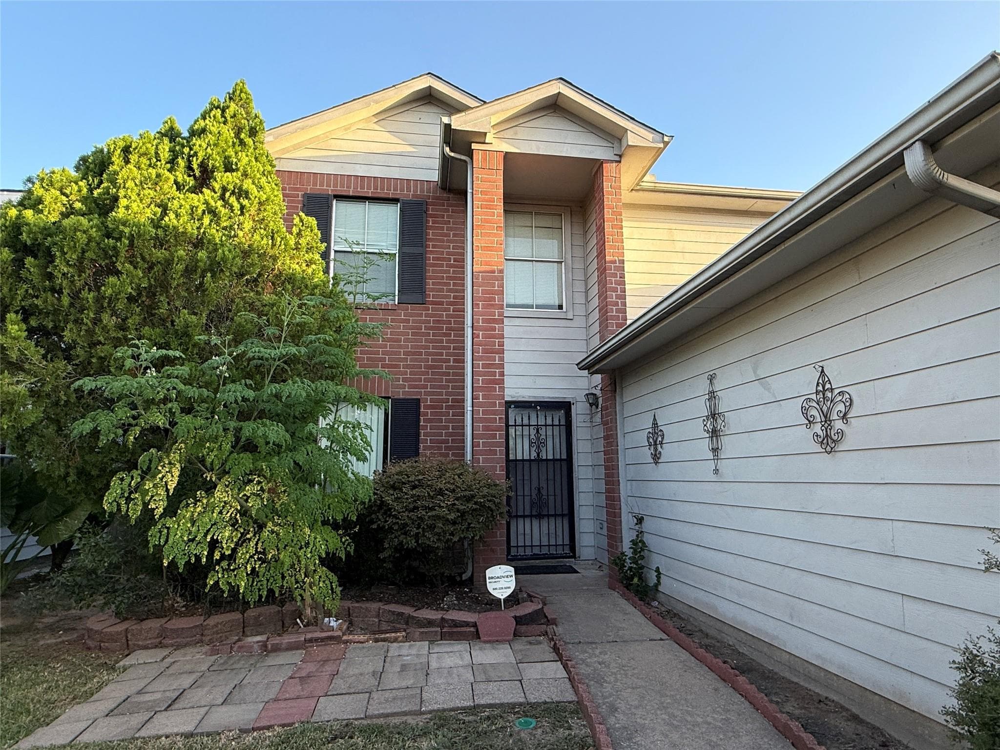 8711 April Arbor Ct
