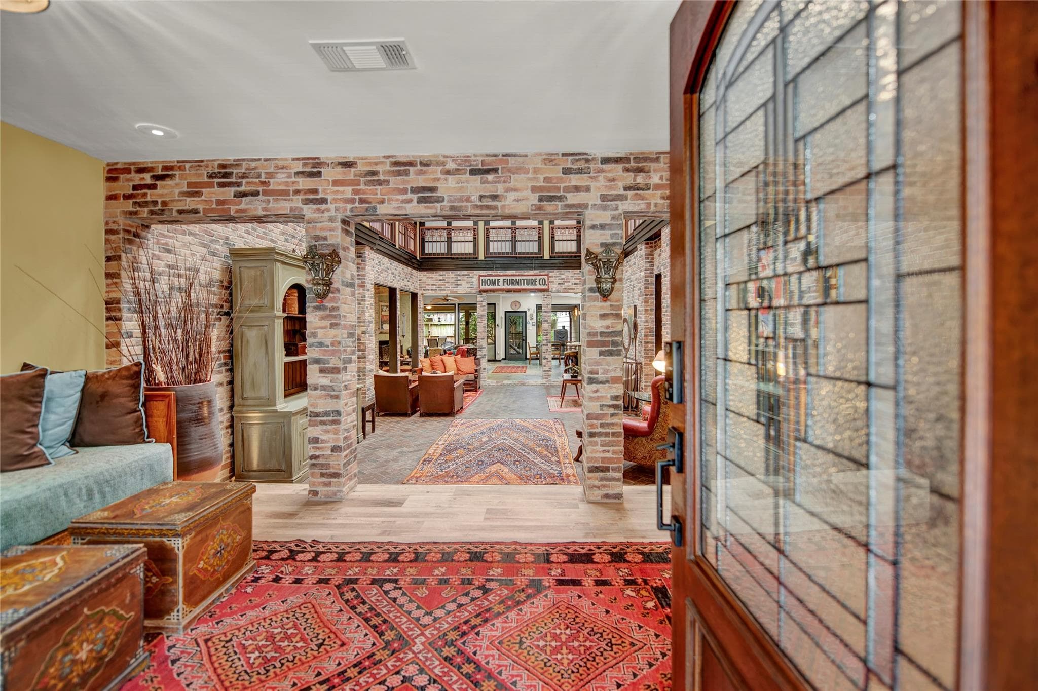 5119 Queensloch Dr