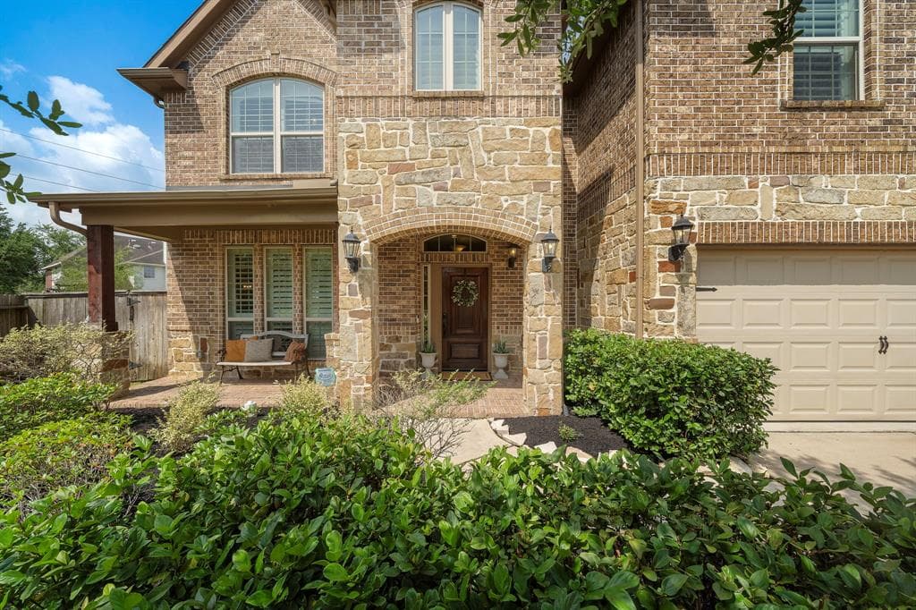 6103 Cottage Grove Ct