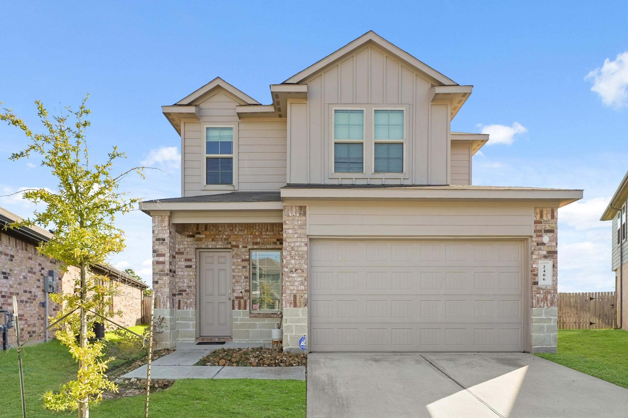 2406 Silver Prairie Ln