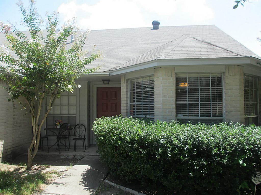 8606 Windell Ln