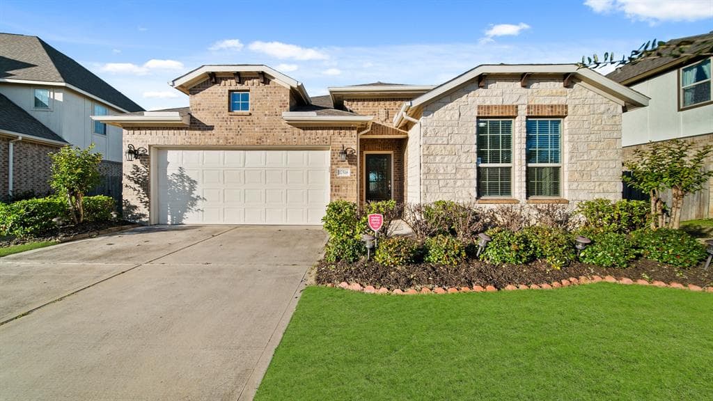 17518 Treecreeper Ln