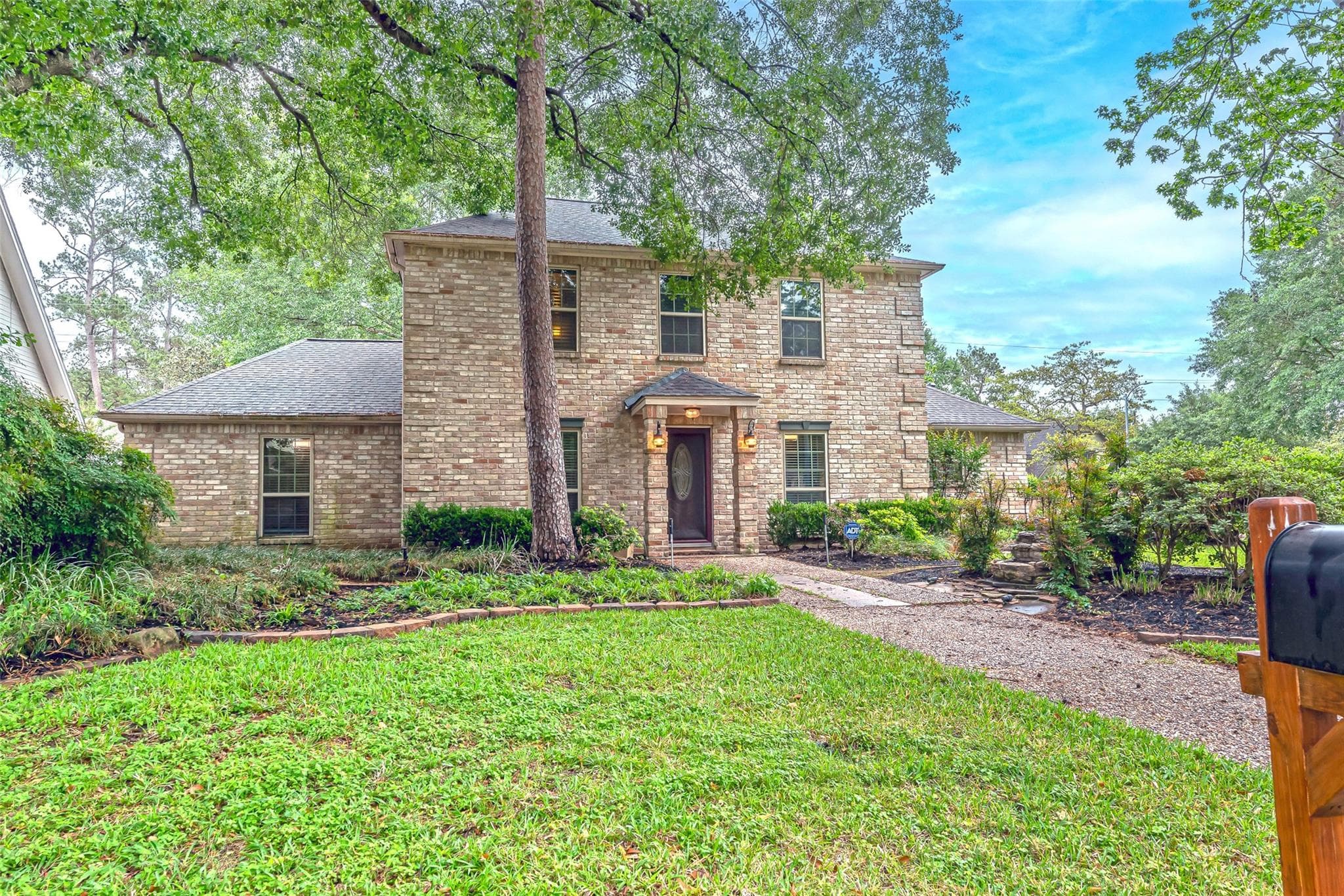 14702 Long Oak Dr