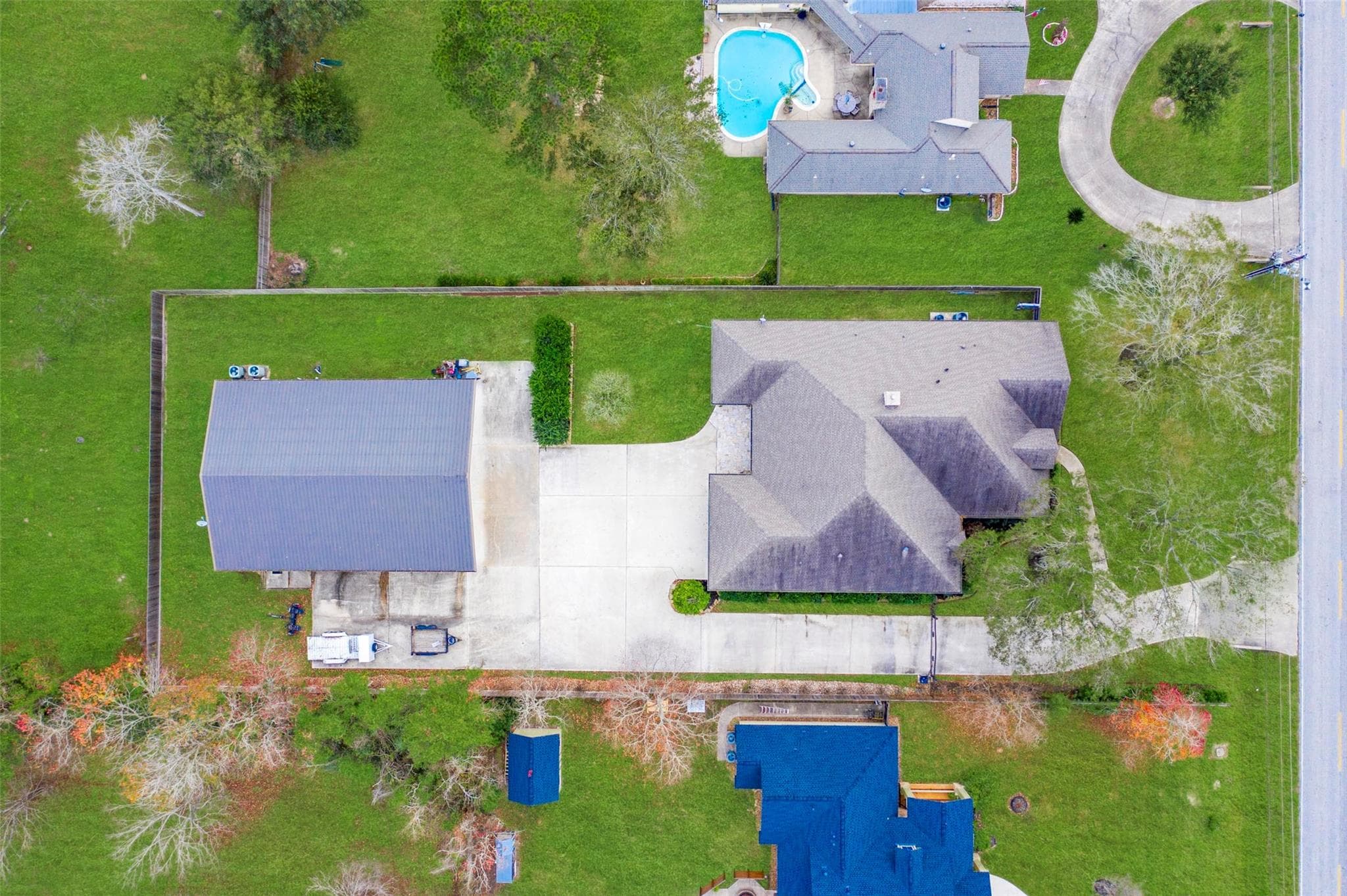 727 Baker Dr