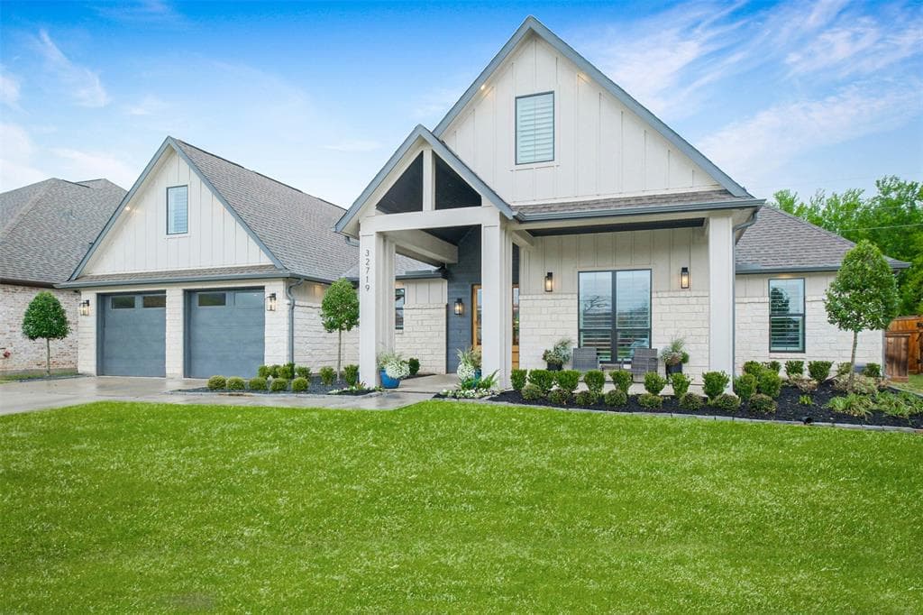 32719 Waterfowl Dr