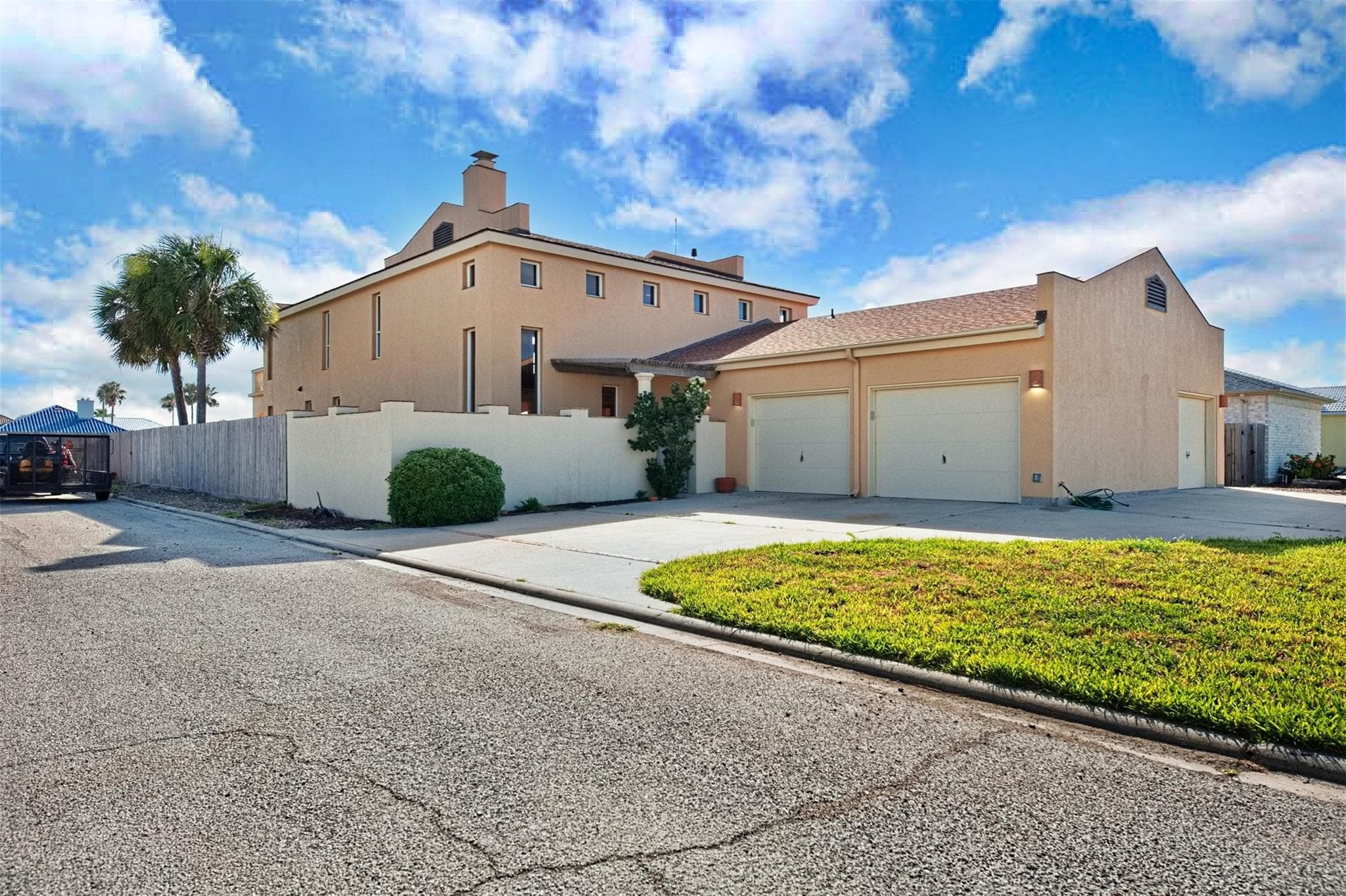 118 Bay Ct