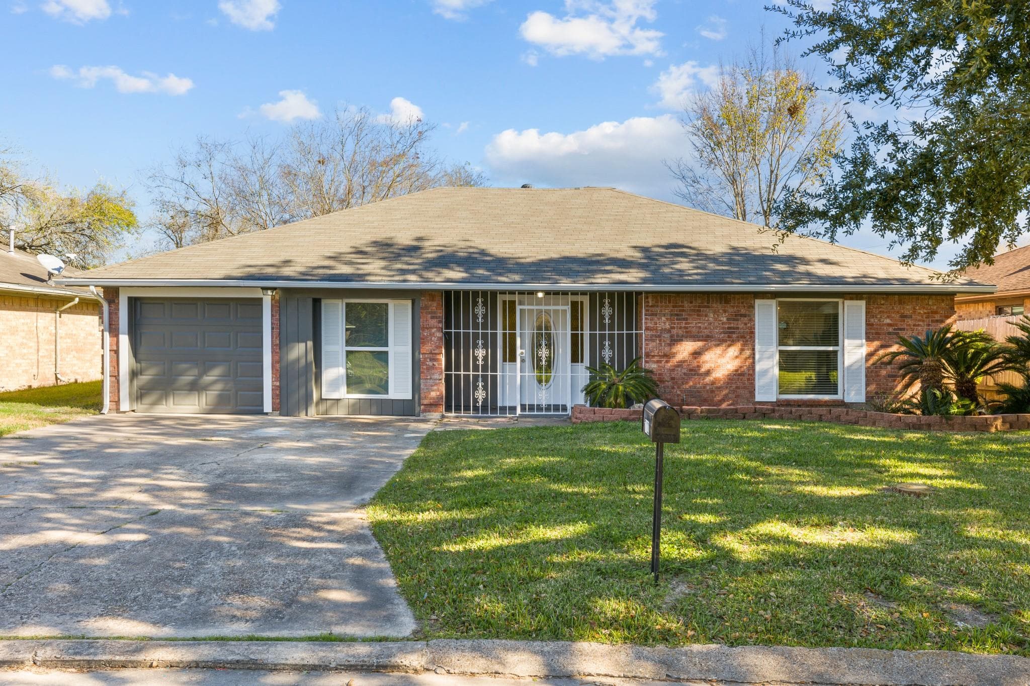 7122 Kings Dr