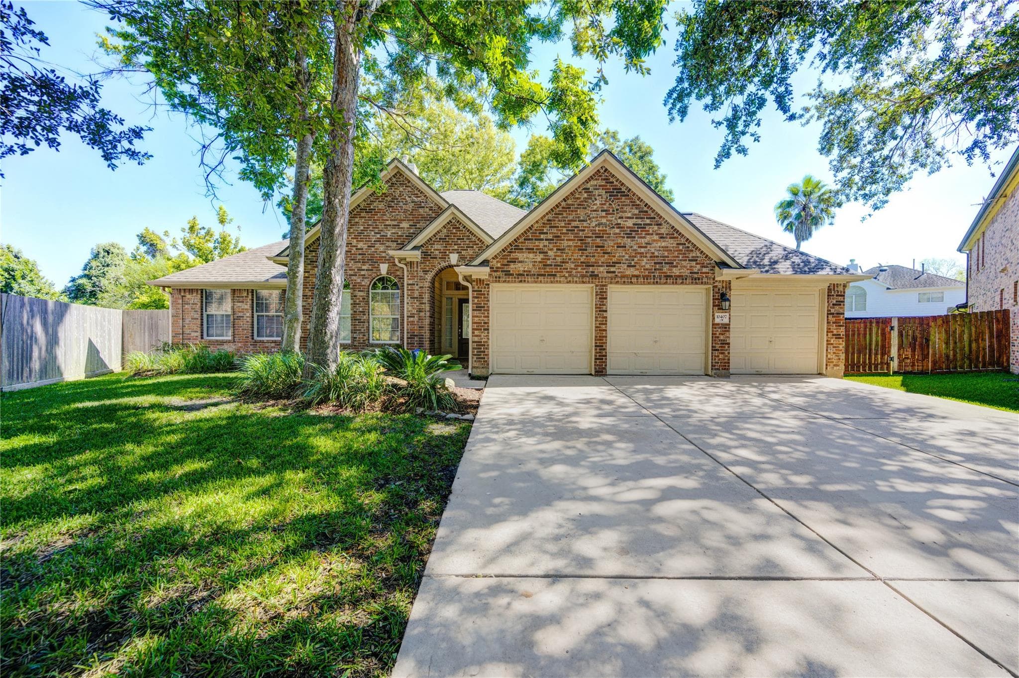 10407 Farmersville Frk