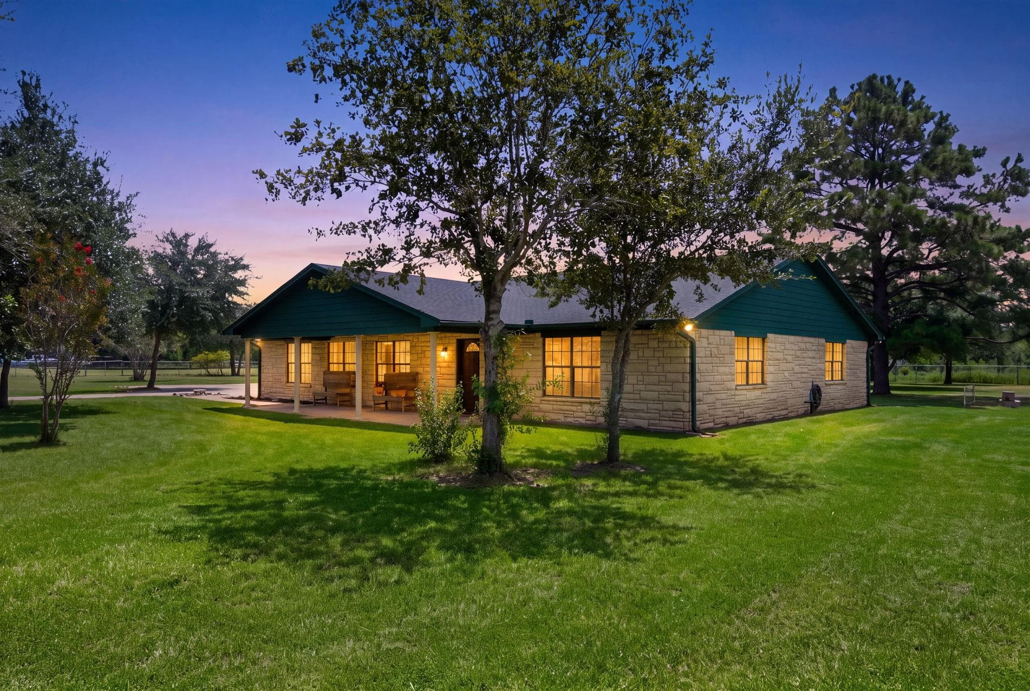 2243 Green Meadows Dr