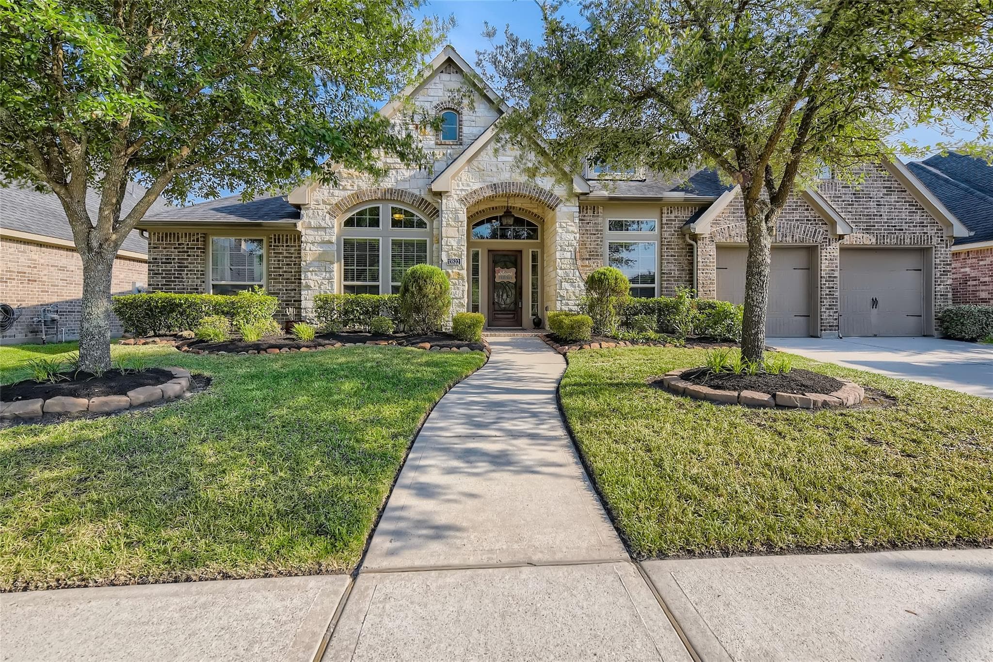 13522 Breakwater Path Loop