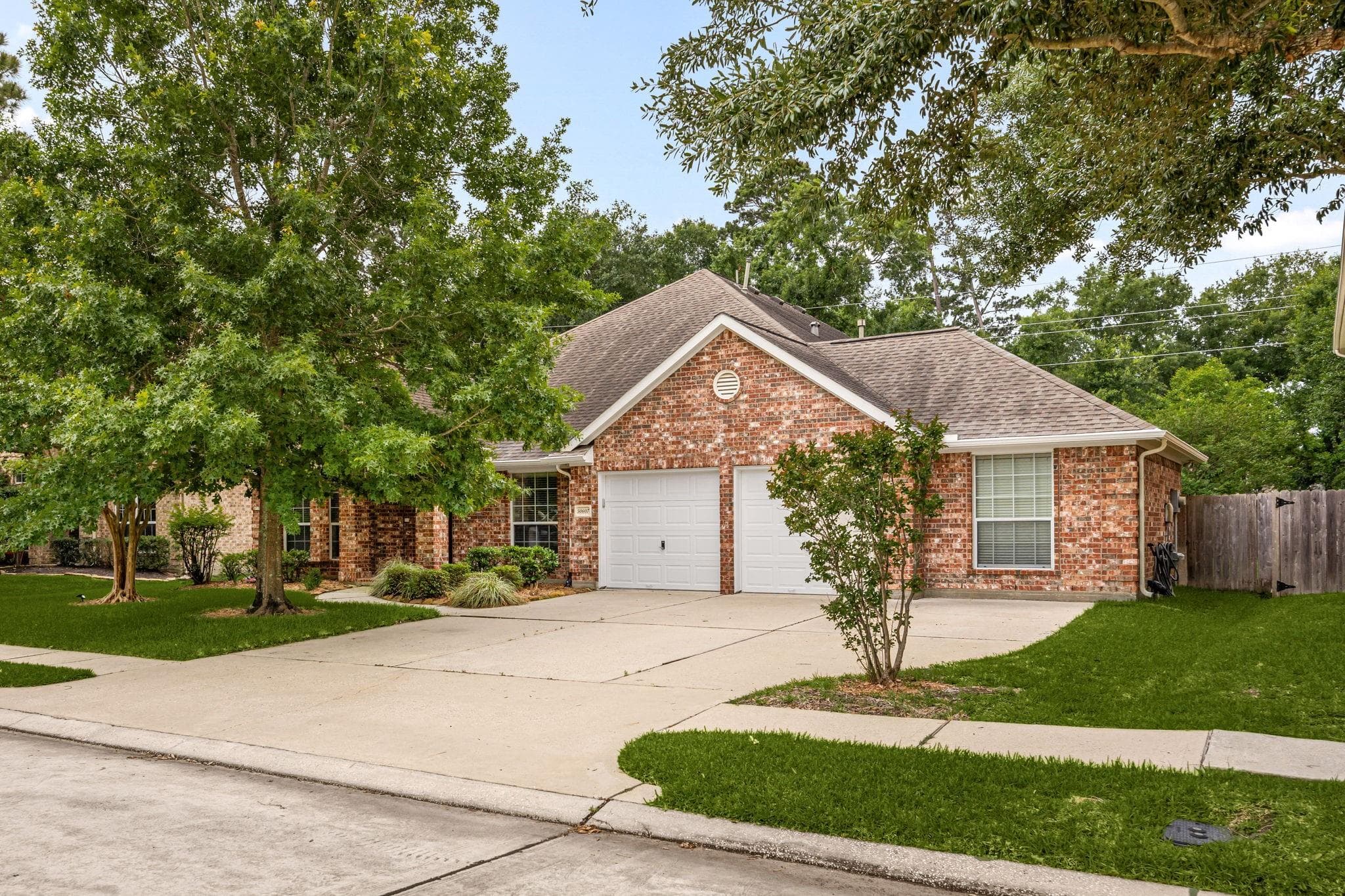 30607 Hackinson Dr