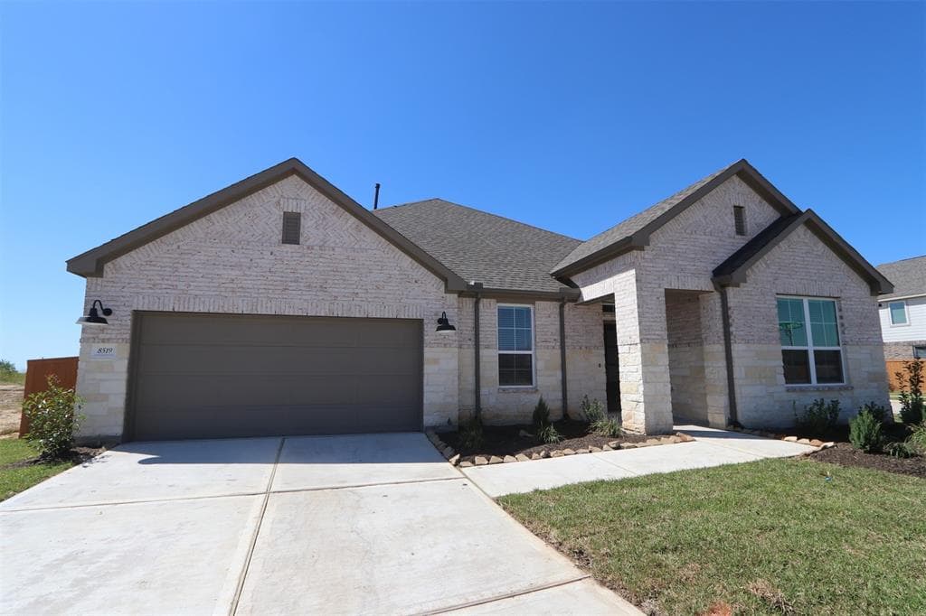8519 Pier Cove Dr