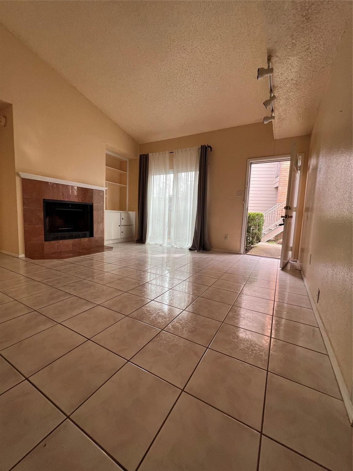 6701 Sands Point Dr Apt 106
