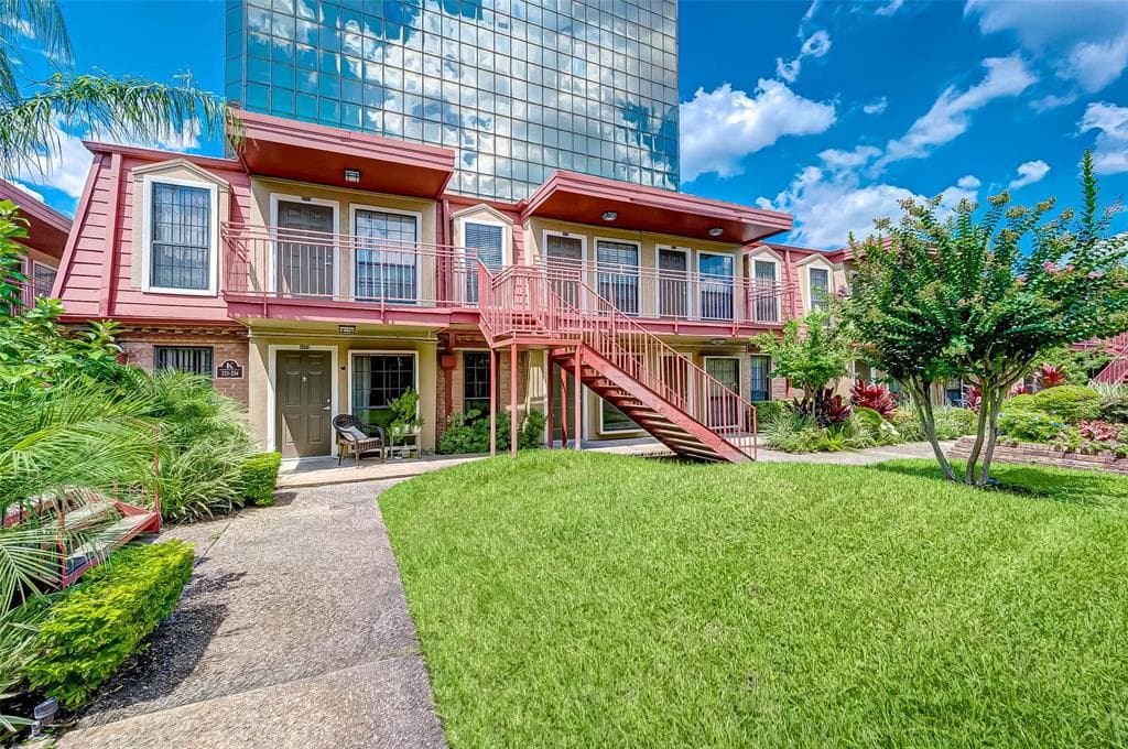 5151 Richmond Ave Apt 231