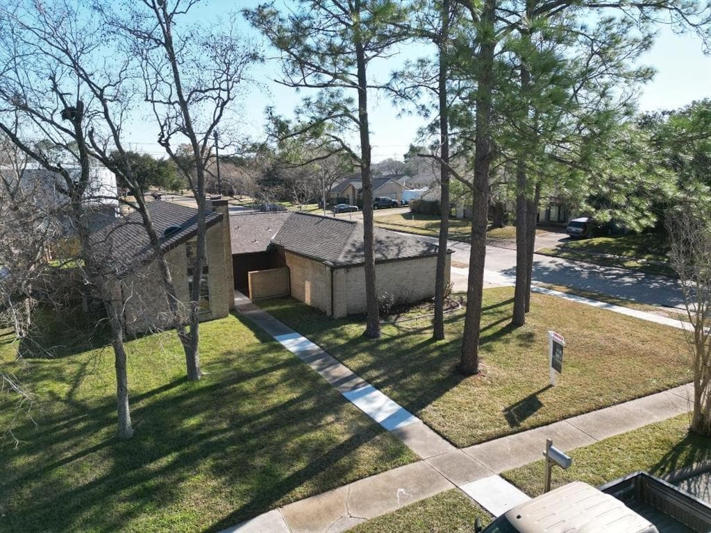 9102 Southbluff Blvd