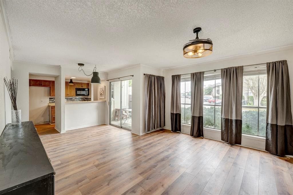1500 Bay Area Blvd # 321