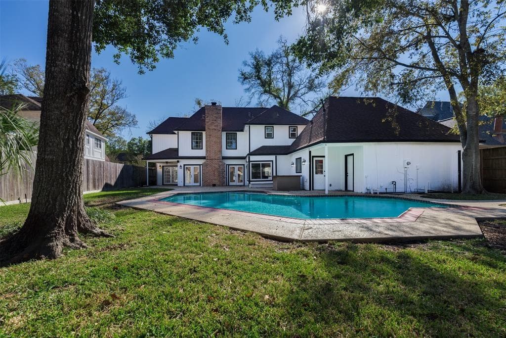1114 Ivy Wall Dr