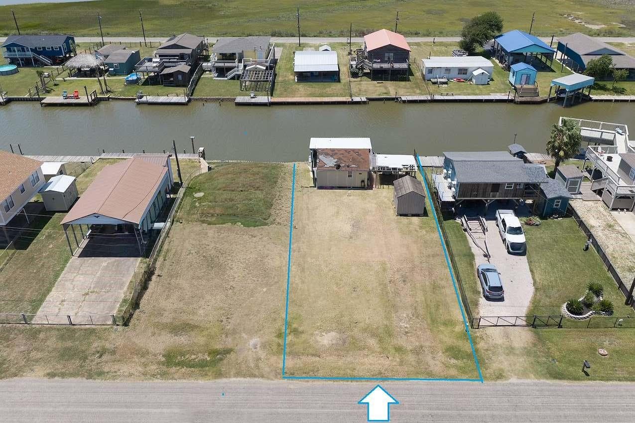 1090 County Road 209