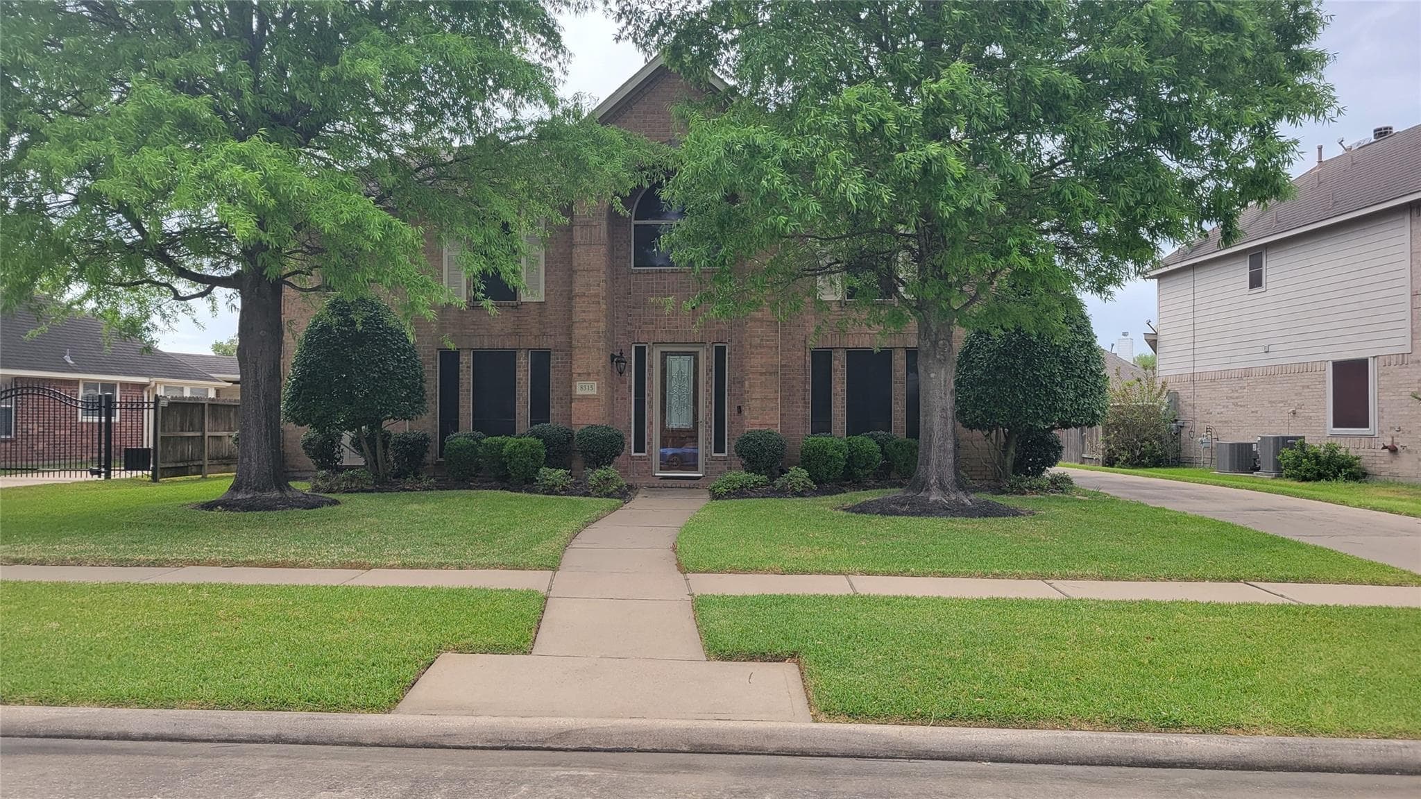 8315 Bending Branch Ln