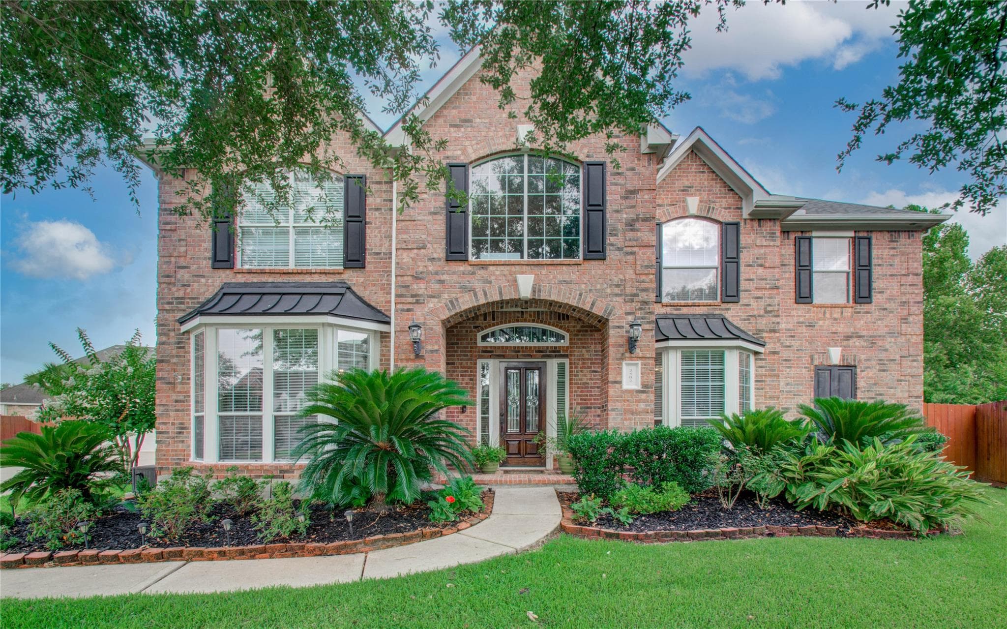 2502 Sparkling Brook Ct