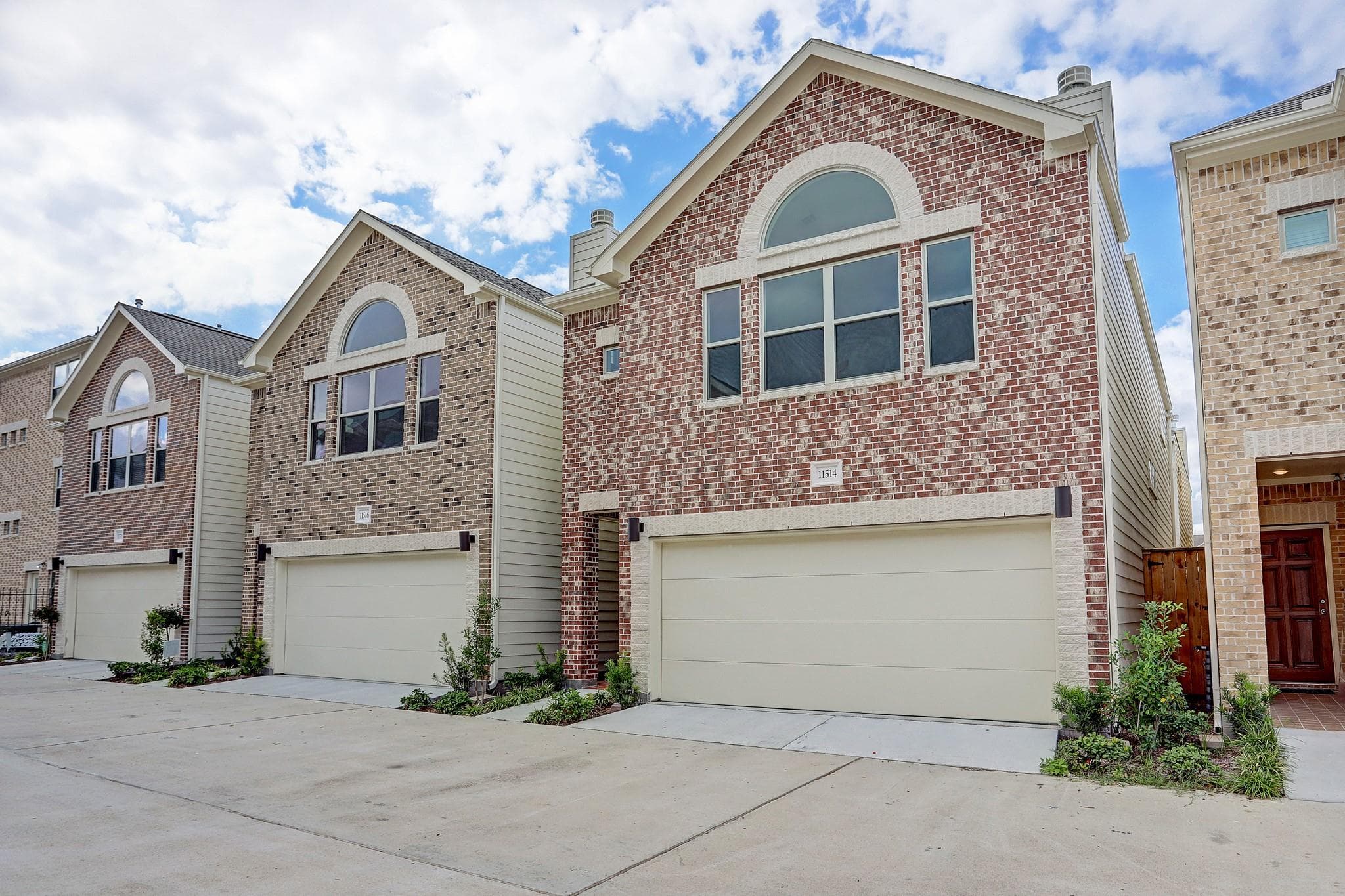 11611 Main Cypress Dr