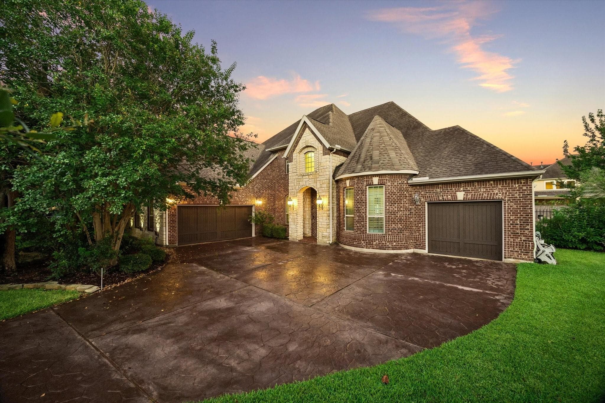 Main property image