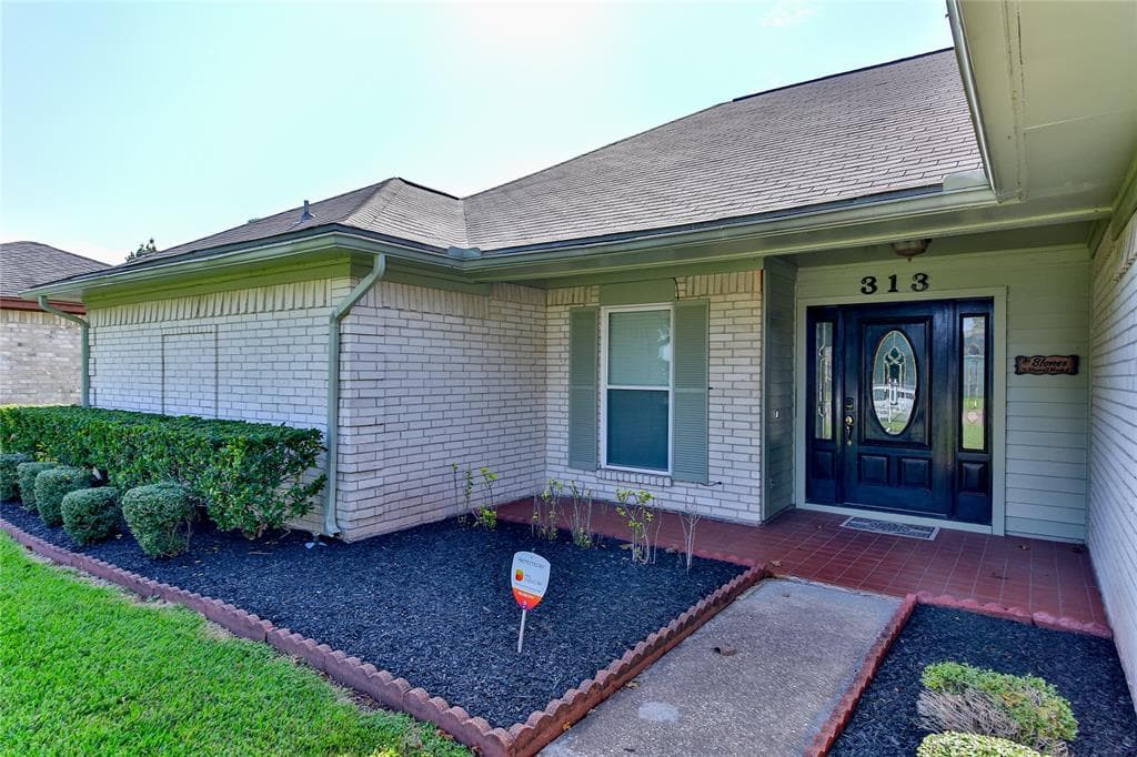 313 Valley Brook Dr