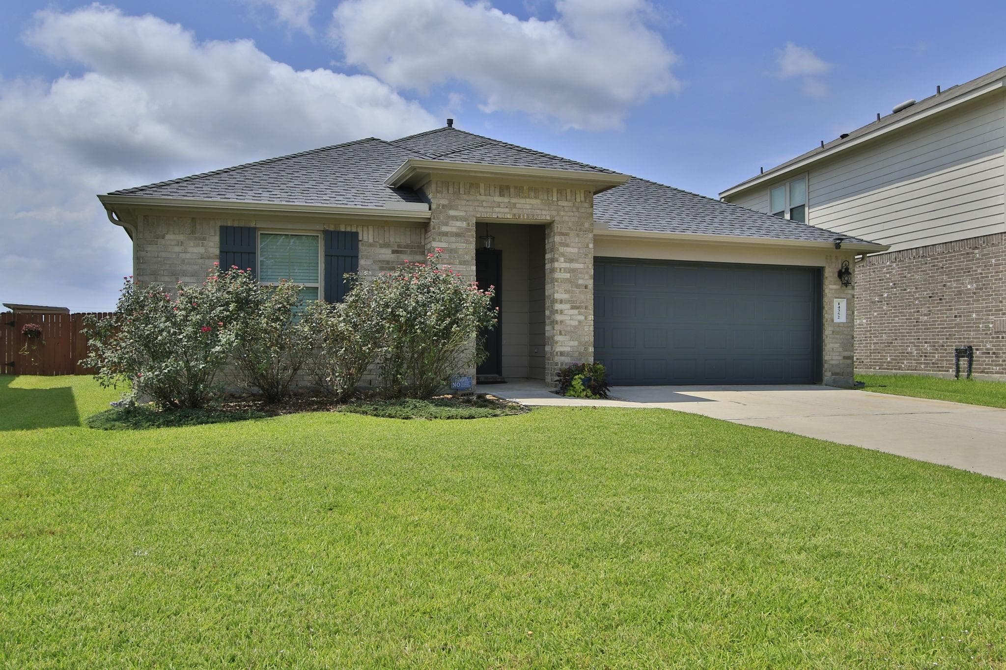 14352 W Pine Heart Dr