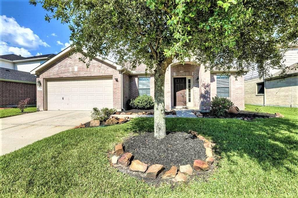 21206 Manor Brook Ln