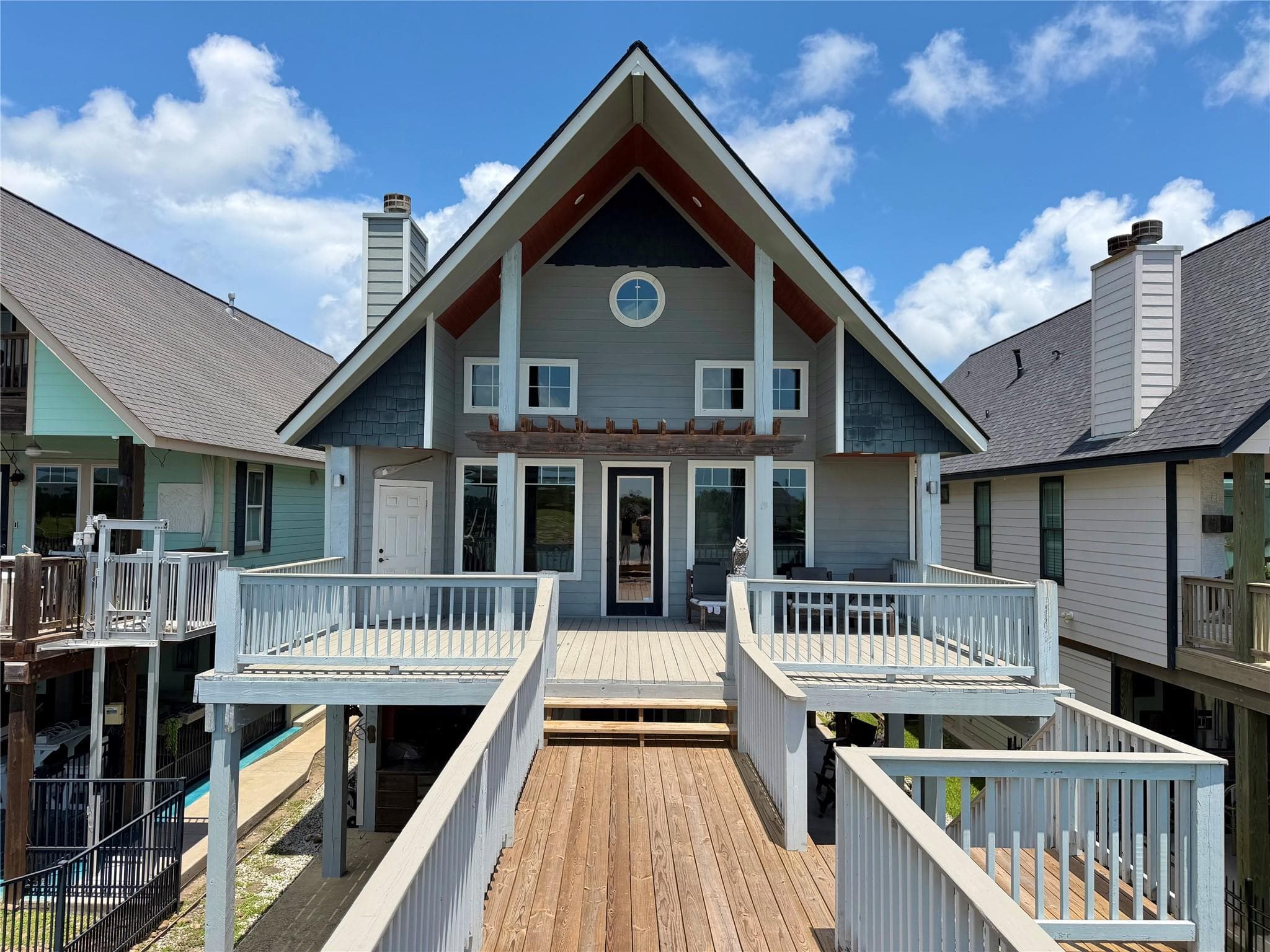 217 S Front St
