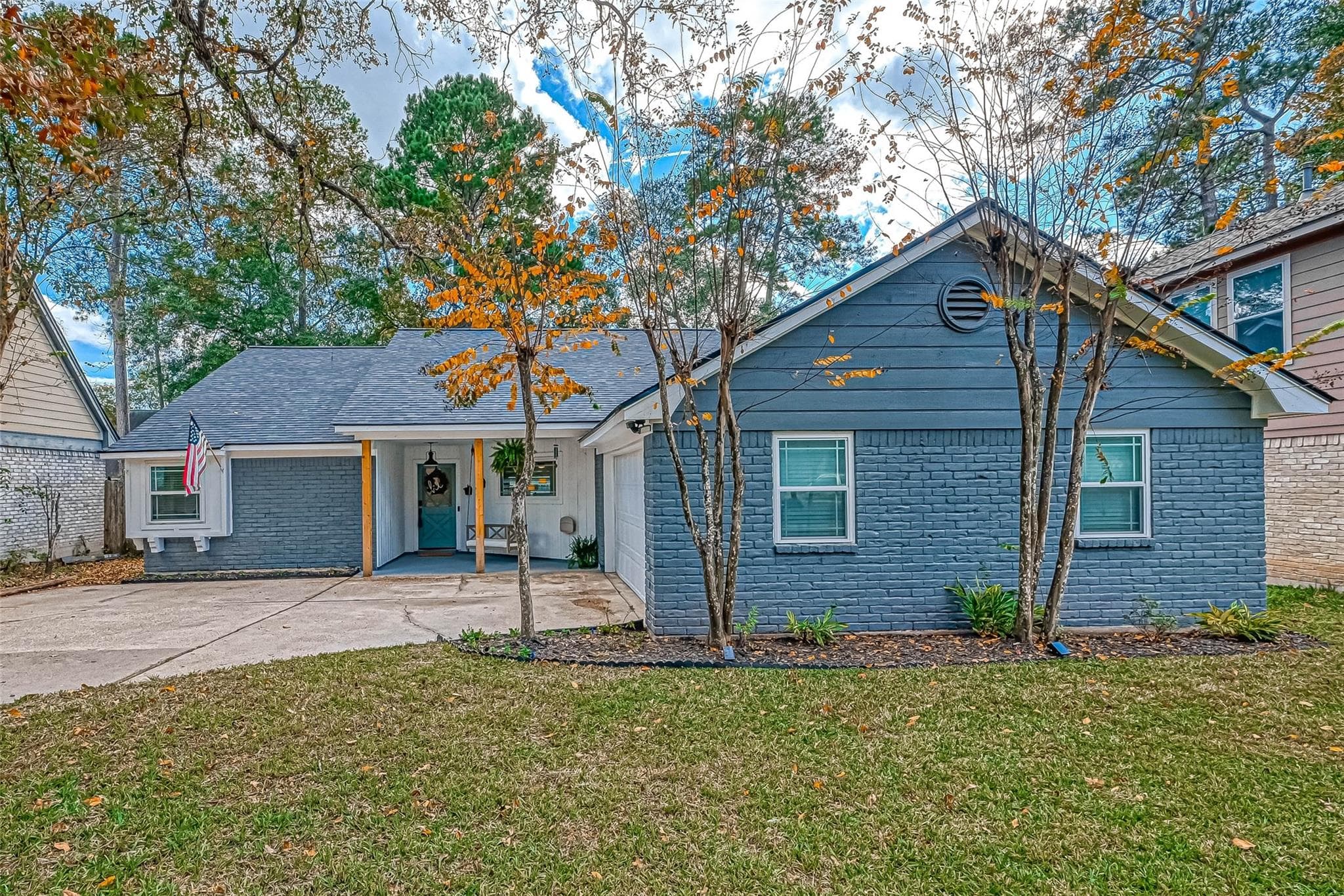 8 Lancelot Ln