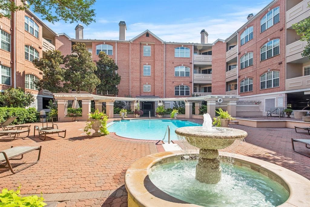 2100 Welch St Apt C301
